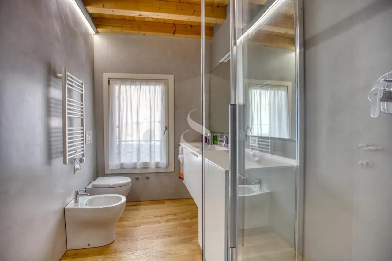 Ca' Dei Battuti Apartments Тревизо Италия